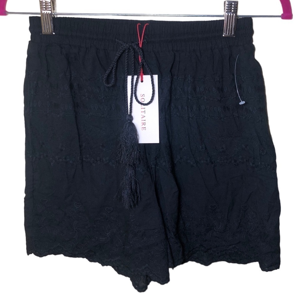 Solitaire Embroidered Shorts size S